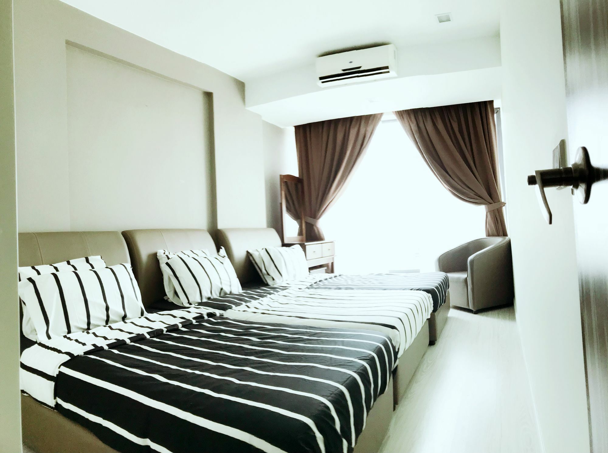 Ps04 @ Kk Privilege Sky Suite Kota Kinabalu Dış mekan fotoğraf